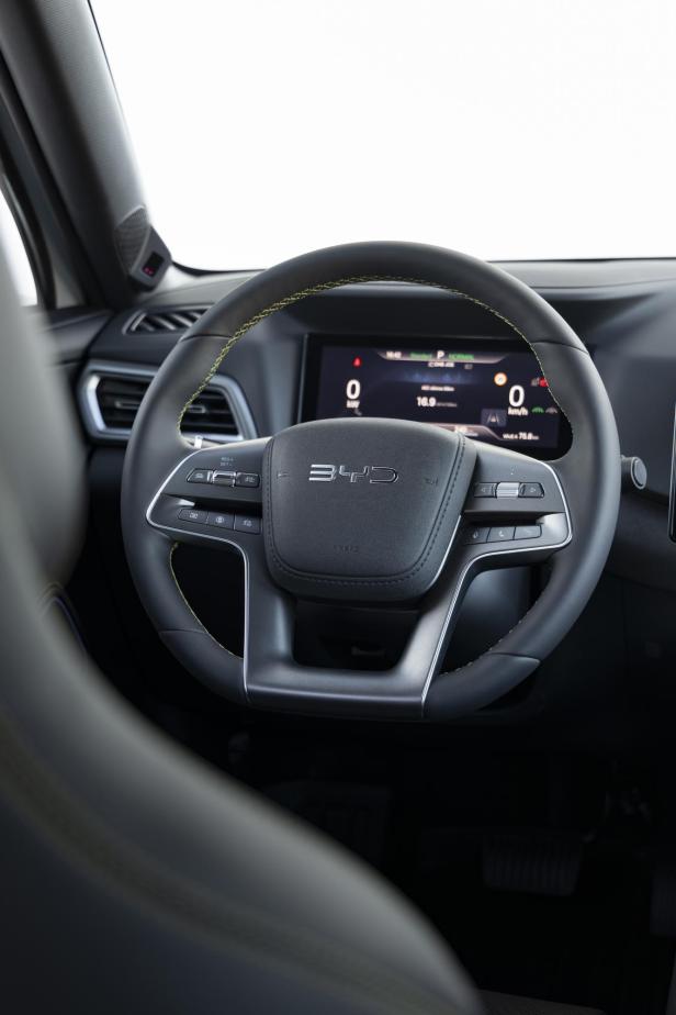 atto2skiingwhiteinterior2.jpg