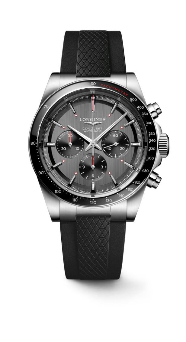 Eine graue Longines Conquest Automatik-Uhr mit schwarzem Armband.