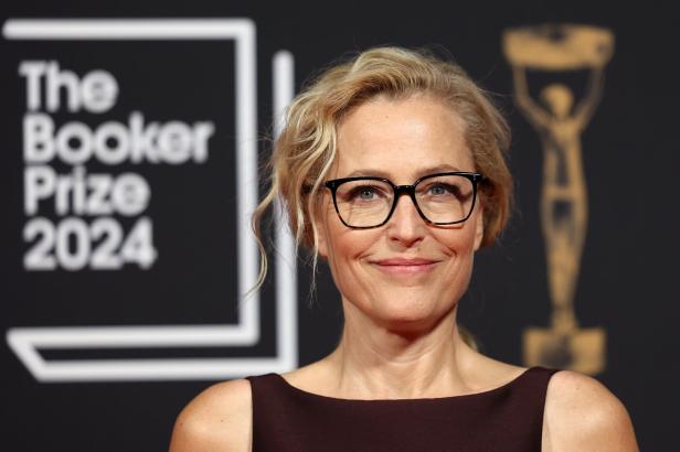 Gillian Anderson bei der Booker Prize Verleihung 2024.