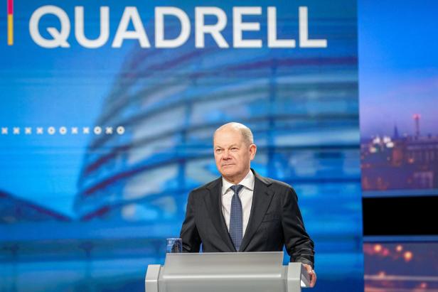 Germany's federal election: four-way discussion with chancellor candidates