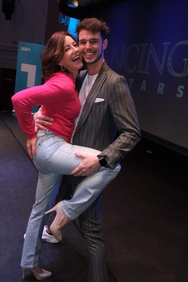 Dancing Stars 2025 So verliefen die ersten Tanzschritte der neuen "Dancing Stars"