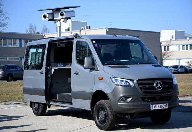 Neue Wärmebildbusse sollen EU-Außengrenzschutz verstärken