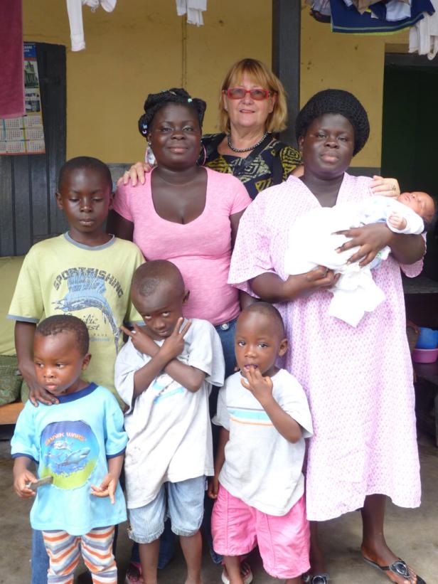 „Nana Odosso“ schickt 1.500 Kinder in Ghana in die Schule