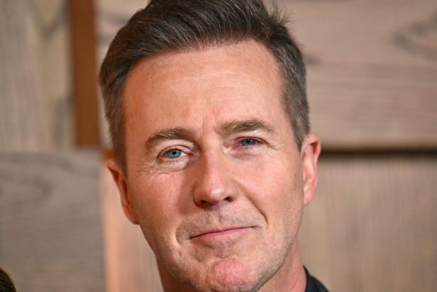 Ein Porträt von Edward Norton.