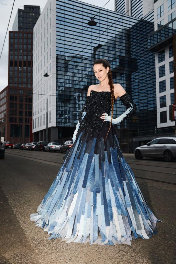 In Jeans zum Wiener Opernball: Wiener Designerin setzt Zeichen