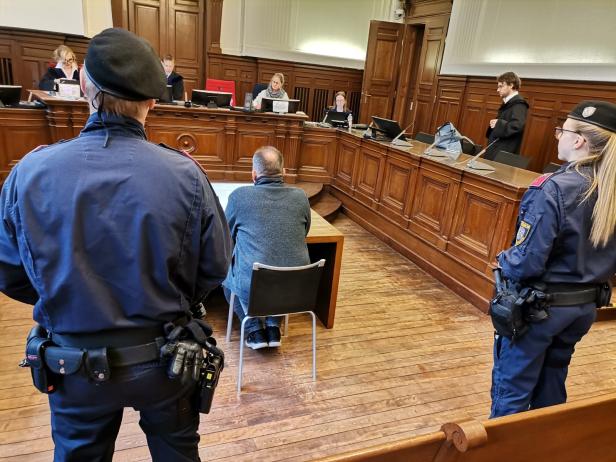 Zwei Jahre Haft: Die Geschichte eines Nazis im Bandidos-Dunstkreis