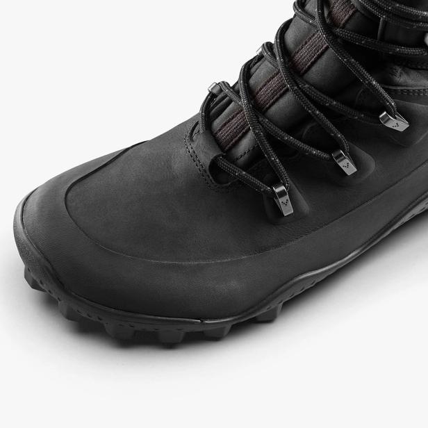 Detailansicht eines schwarzen Barfuß-Winterschuhs von Vivobarefoot.