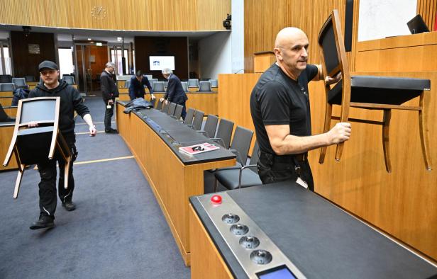 Es wird eng im Parlament: Zu wenig Sitze auf der Regierungsbank