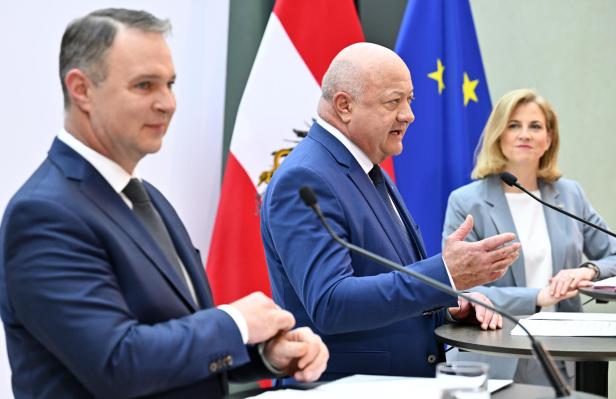 KOALITION: PRÄSENTATION DES REGIERUNGSPROGRAMMS VON ÖVP, SPÖ UND NEOS - BABLER/STOCKER/MEINL-REISINGER KOALITION: PRÄSENTATION DES REGIERUNGSPROGRAMMS VON ÖVP, SPÖ UND NEOS - BABLER/STOCKER/MEINL-REISINGER