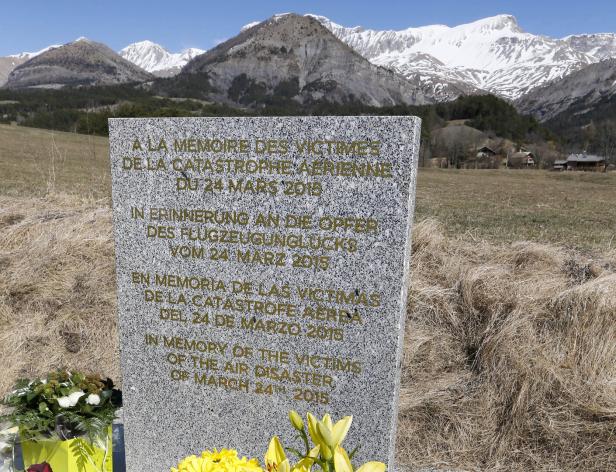 Doch kein Piloten-Suizid? Brisante Enthüllungen zum Germanwings-Absturz