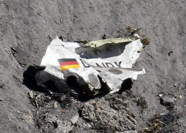 Doch kein Piloten-Suizid? Brisante Enthüllungen zum Germanwings-Absturz
