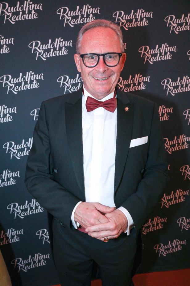 Nach Opernball: Simone Lugner tanzt auf der Rudolfina Redoute