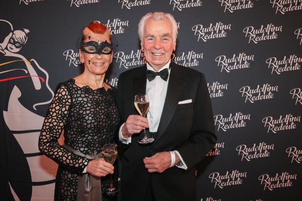 Nach Opernball: Simone Lugner tanzt auf der Rudolfina Redoute