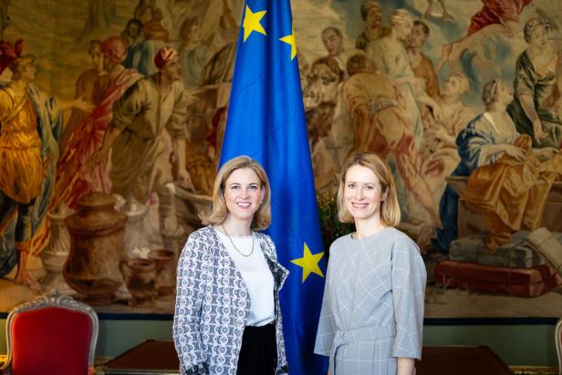 "Moment des Wendepunkts für Europa" - und Österreich will mitrüsten