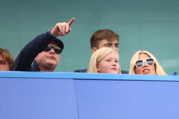 Matthew Vaughn, Claudia Schiffer und Tochter Cosima (2022) Matthew Vaughn, Claudia Schiffer und Tochter Cosima (2022)
