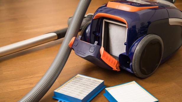 Senken die Pollenbelastung zu Hause: Staubsauger mit einem HEPA-Filtersystem