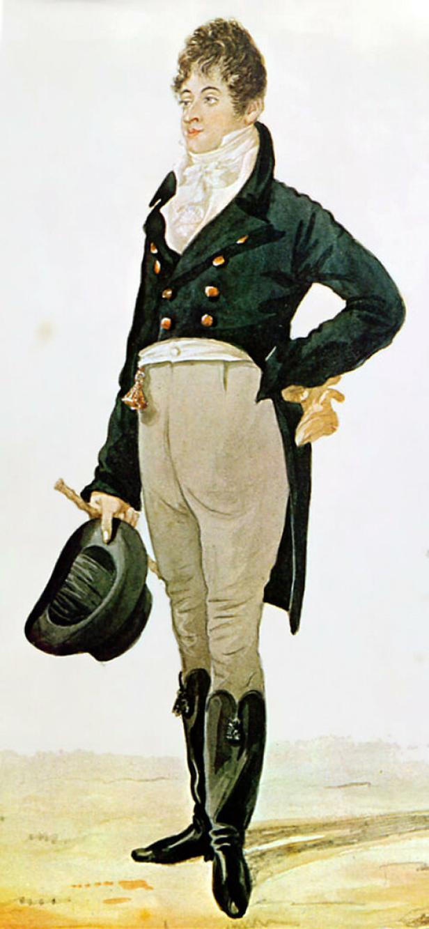 Beau Brummell mit Zylinder, Doppelreiher-Mantel, Rüschenhemd und Stiefeln.