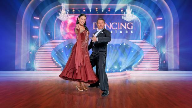 So lief die erste "Dancing Stars"-Show: Gesichtsakrobatik, Aussetzer und Kernöl-Adonis