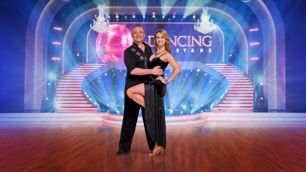So lief die erste "Dancing Stars"-Show: Gesichtsakrobatik, Aussetzer und Kernöl-Adonis