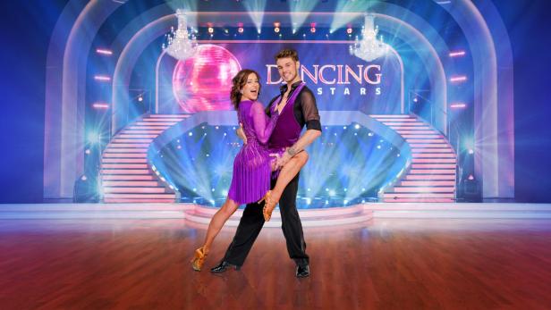 So lief die erste "Dancing Stars"-Show: Gesichtsakrobatik, Aussetzer und Kernöl-Adonis