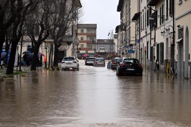 Italy's Tuscany region under alert for torrential rain and flooding Italy's Tuscany region under alert for torrential rain and flooding