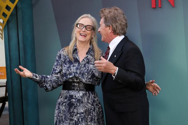A premiere for season 4 of the television series "Only Murders in the Building" at Paramount Studios in Los Angeles Meryl Streep: Ist dieser Hollywood-Star ihre neue große Liebe?