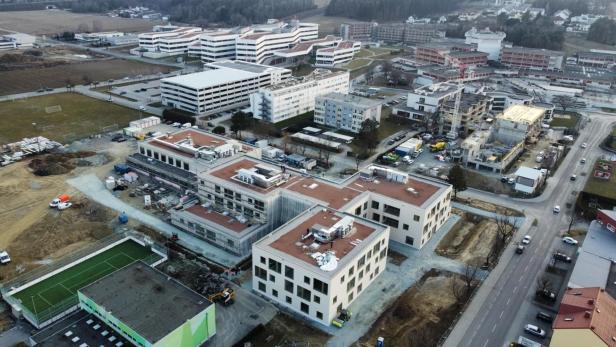er Schulcampus, die bisher größte finanzielle Investition der Stadt, geht im Herbst in Betrieb