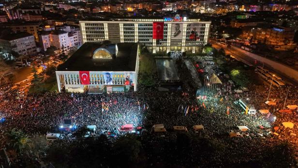 Experte zur Krise in der Türkei: "Das ist ein Angriff auf die Demokratie"