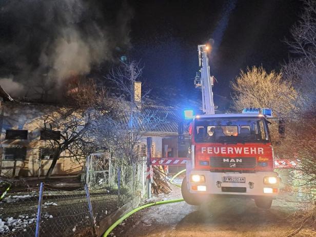 Brandstiftungen: Großbrand auf Bauernhof im Bezirk Amstetten wurde gelegt
