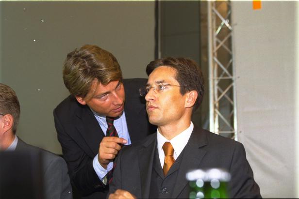 Vom Polit-Star zum Häftling: Der tiefe Fall des Karl-Heinz Grasser