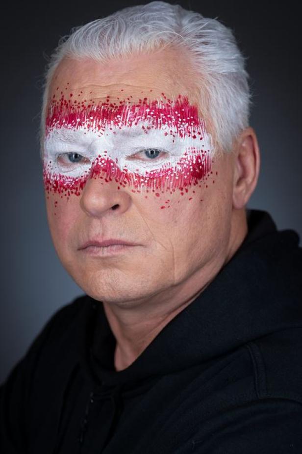 Wenn Promis wie Fendrich, Polster, Stöger und Co. zu Superhelden werden