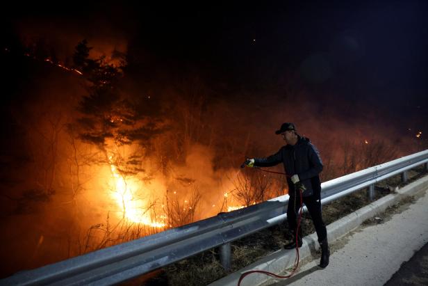 Waldbrände in Südkorea breiten sich aus: Zahl der Toten steigt auf 26