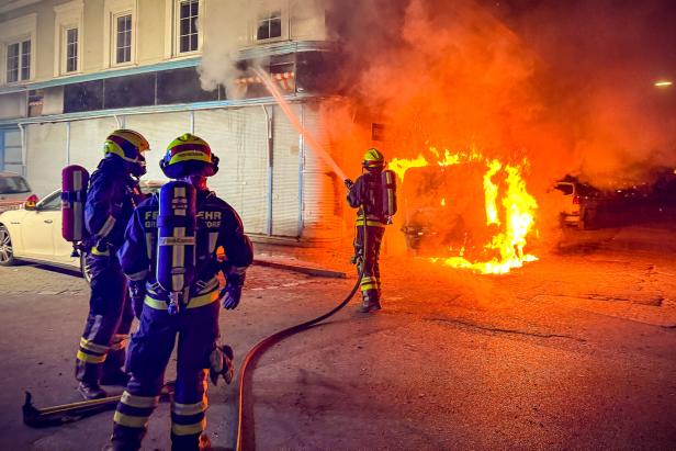 Brandstiftungen: Großbrand auf Bauernhof im Bezirk Amstetten wurde gelegt