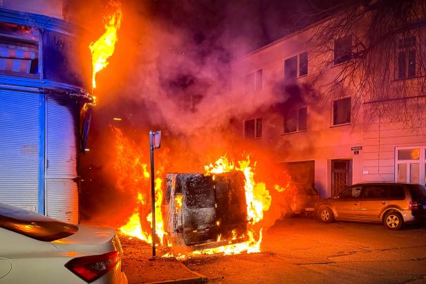 Brandstiftungen: Großbrand auf Bauernhof im Bezirk Amstetten wurde gelegt