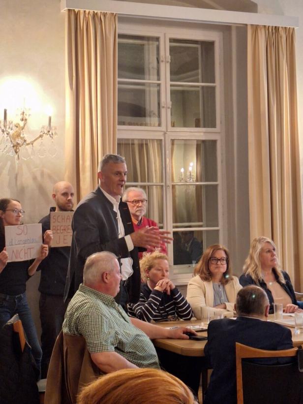 Demonstration gegen FPÖ-Stadtrat: Langenlois fürchtet um sein Image