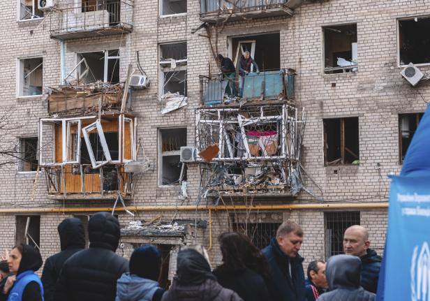 Aftermath of overnight drone shelling in Dnipro NÖ-Delegation in Ukraine: "Sind verlässlicher Partner"
