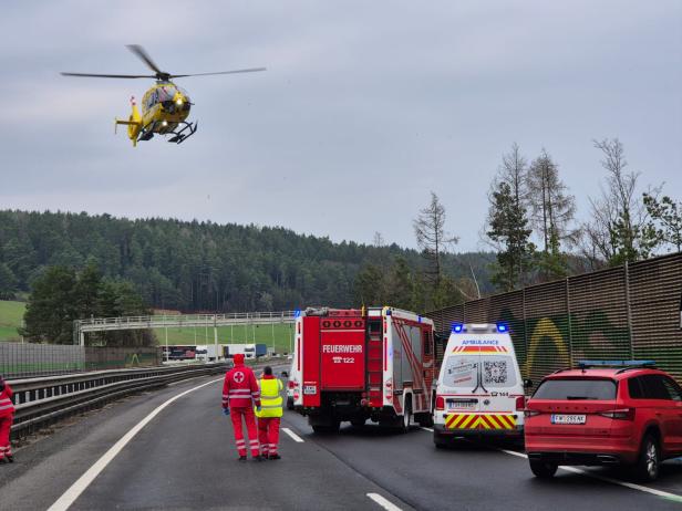 4 tote Frauen nach Unfall auf A2: "Einsatz ist allen an die Psyche gegangen"