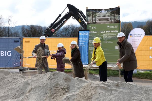 Haus der Physik in Innsbruck / Spatenstich Innsbruck: Neues "Haus der für Physik" für Zeilingers Erben