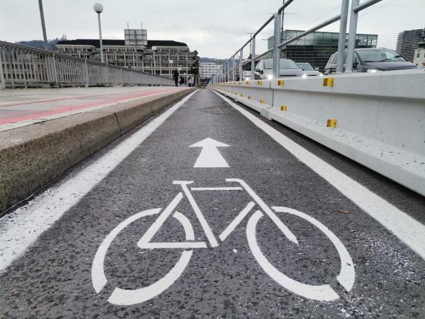 Nibelungenbrücke Linz Nach Rad-Debakel in Linz: Nibelungenbrücke soll Chefsache werden