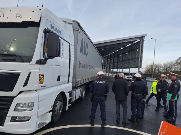 "Schwerer Brummer" setzte Kontrollterminal an der A1 in NÖ außer Gefecht