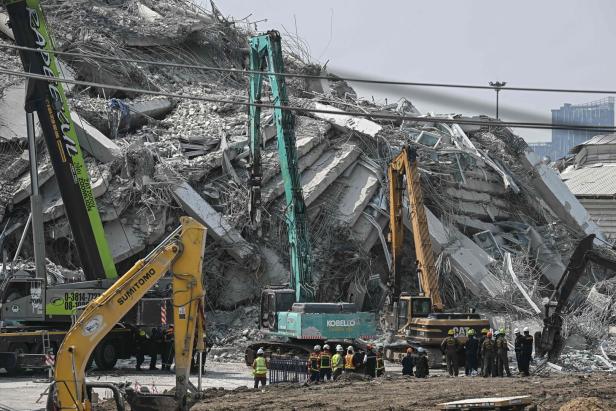 THAILAND-MYANMAR-QUAKE Tragödie in Bangkok: Minderwertiges Material schuld an Hochhaus-Einsturz?