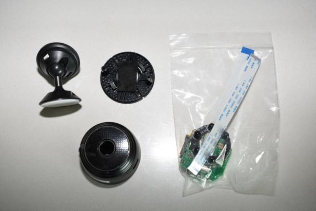 A de-constructed camera recovered from Zhenhao Zou, a Chinese student who was found guilty by a London court of drugging and raping 10 women in Britain and China London: 23 weitere Opfer des Serienvergewaltigers melden sich