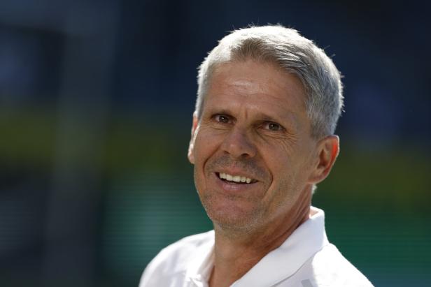 FUSSBALL: ADMIRAL BUNDESLIGA / 7. RUNDE: SK PUNTIGAMER STURM GRAZ - RZ PELLETS WAC: KÜHBAUER Der Rapid-Umbau in der Krise: Neuer Trainer, neuer Finanzchef