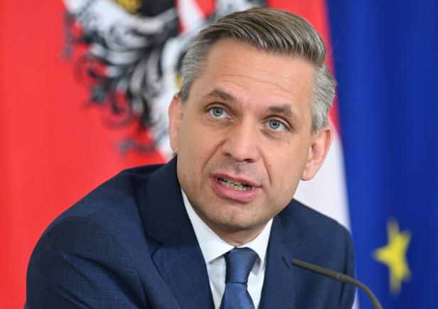 MINISTERRAT: HATTMANNSDORFER