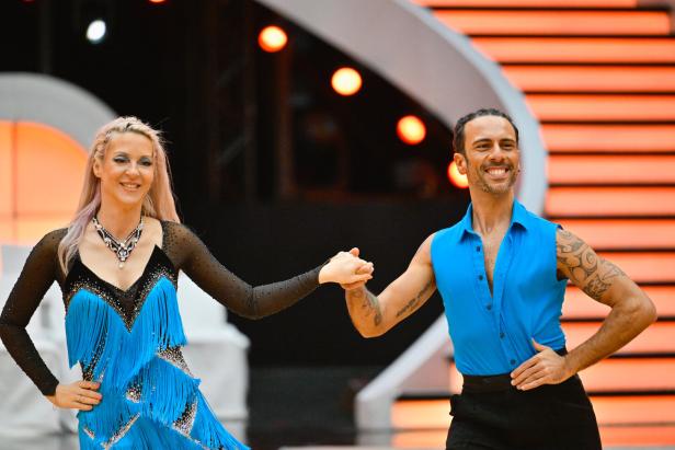 Dancing Stars Völlig überraschend: Ein Favoritenpaar ist bei "Dancing Stars" draußen