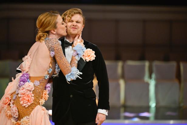 Dancing Stars Völlig überraschend: Ein Favoritenpaar ist bei "Dancing Stars" draußen