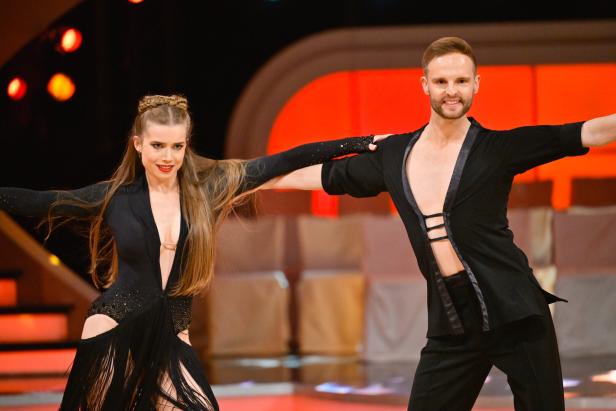 Dancing Stars Völlig überraschend: Ein Favoritenpaar ist bei "Dancing Stars" draußen