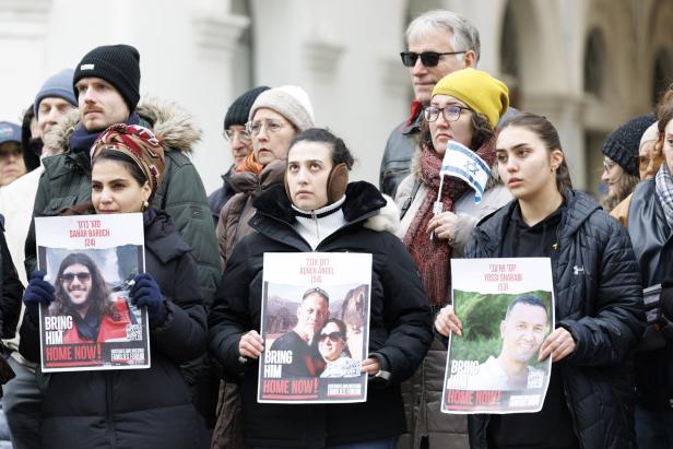 Kundgebung in Wien: 59 Minuten für 59 israelische Geiseln
