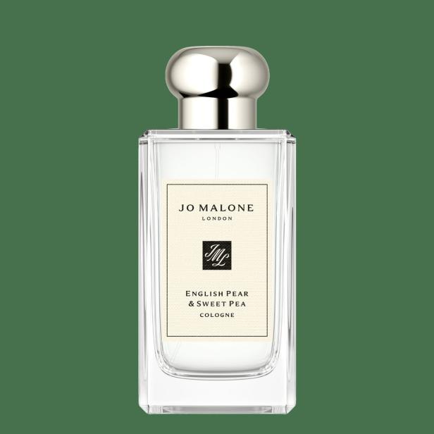 Eine Flasche „English Pear & Sweet Pea Cologne“ von Jo Malone London.
