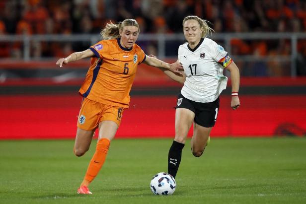 FBL-EUR-WOMEN-NATIONS-NED-AUT Warum Österreichs Frauenteam gegen die Niederlande auf Altach setzt